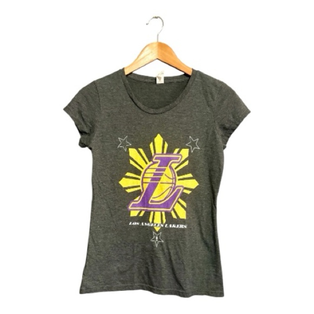 VERY IMPORTANT TEE Los Angeles Lakers Graphic Tee